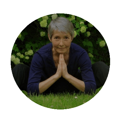 photos de Valérie DEMOUGIN Secrétaire du club de yoga